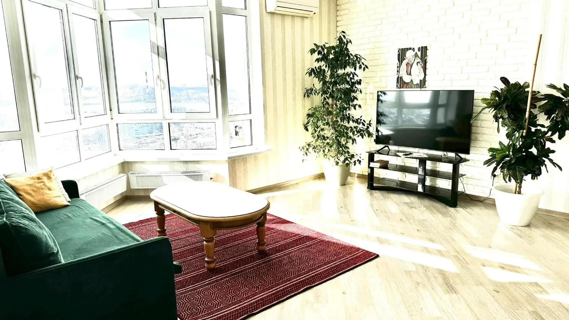 Apartments With Dnipro View Kyiv Ukraine